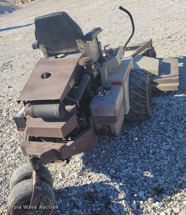 image for item KH9812 Grasshopper 725  ZTR lawn mower