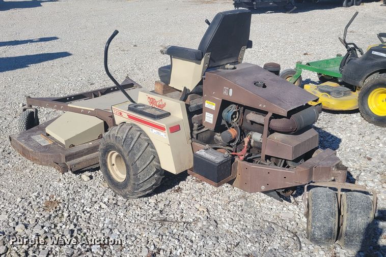 image for item KH9812 Grasshopper 725  ZTR lawn mower