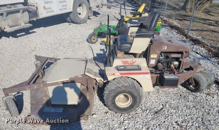 image for item KH9812 Grasshopper 725  ZTR lawn mower