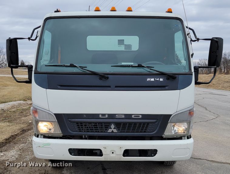 image for item KH9830 2008 Mitsubishi FUSO  box truck