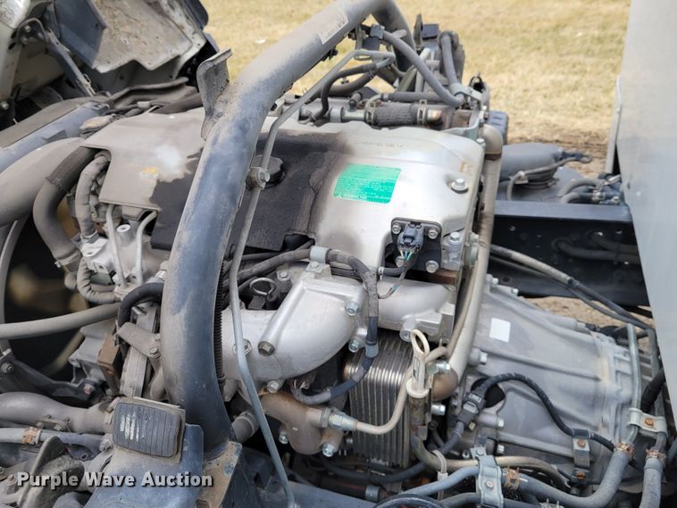 image for item KH9830 2008 Mitsubishi FUSO  box truck