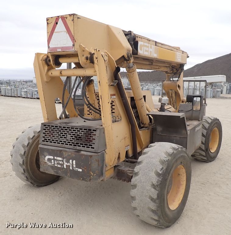 image for item DC4139 1996 Gehl 553  telehandler