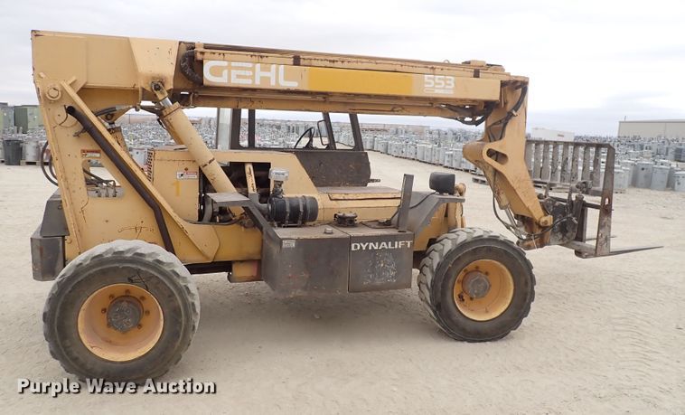 image for item DC4139 1996 Gehl 553  telehandler