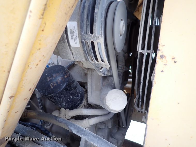 image for item DC4139 1996 Gehl 553  telehandler