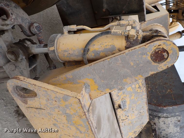 image for item DC4139 1996 Gehl 553  telehandler