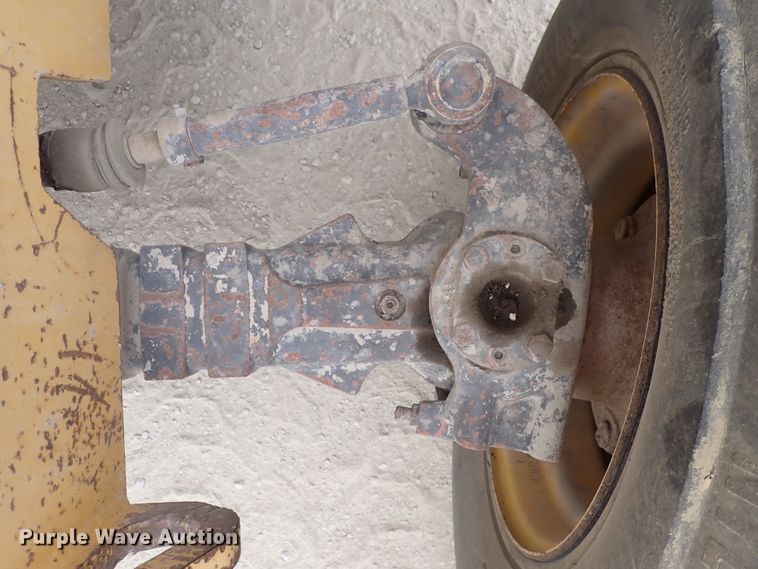 image for item DC4139 1996 Gehl 553  telehandler