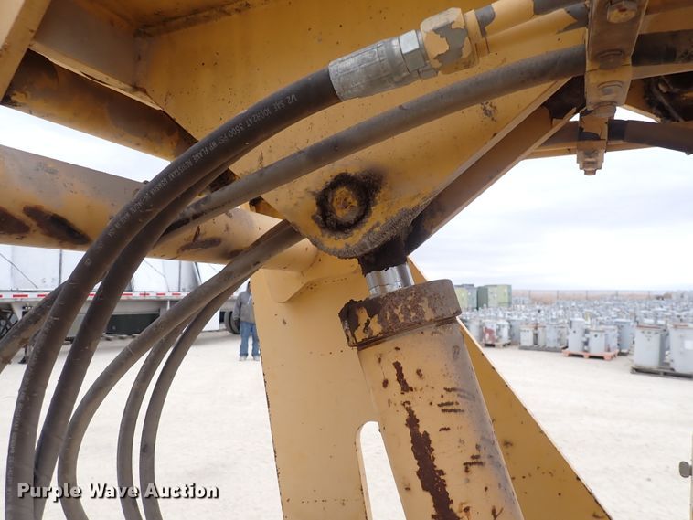 image for item DC4139 1996 Gehl 553  telehandler