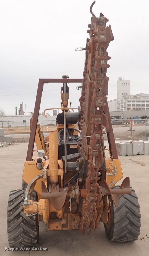 image for item DC4142 1994 Case 560  trencher