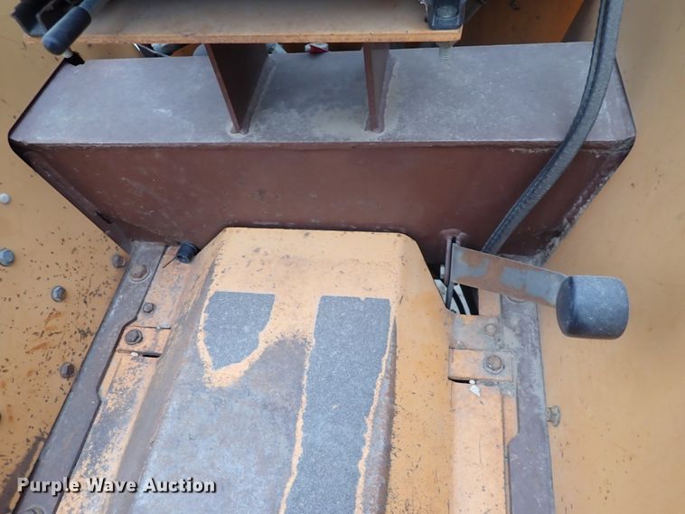 image for item DC4142 1994 Case 560  trencher