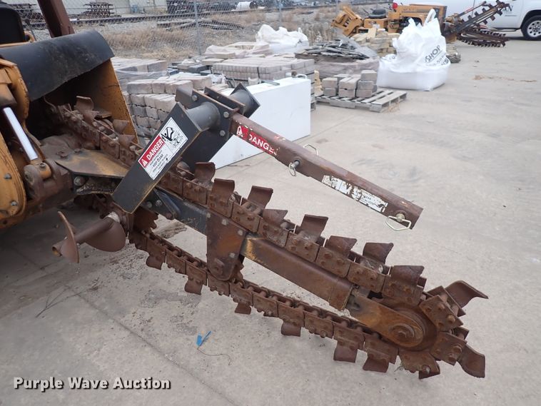 image for item DC4142 1994 Case 560  trencher