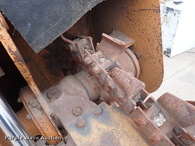 image for item DC4142 1994 Case 560  trencher