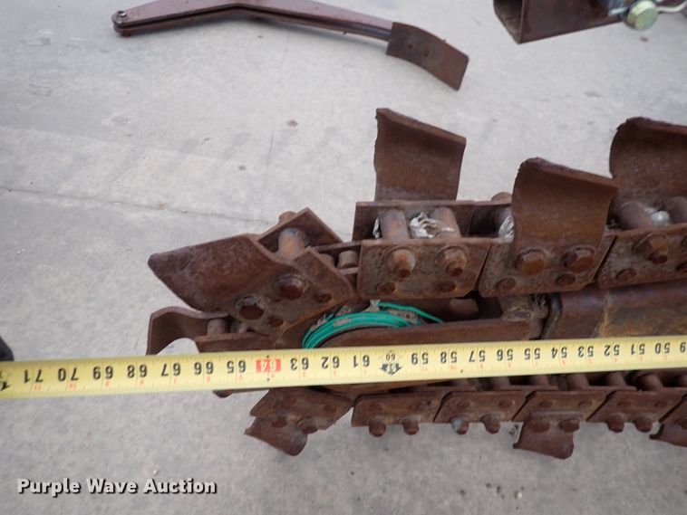 image for item DC4142 1994 Case 560  trencher