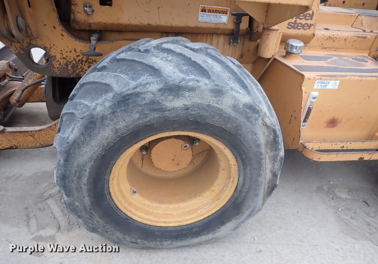 image for item DC4142 1994 Case 560  trencher