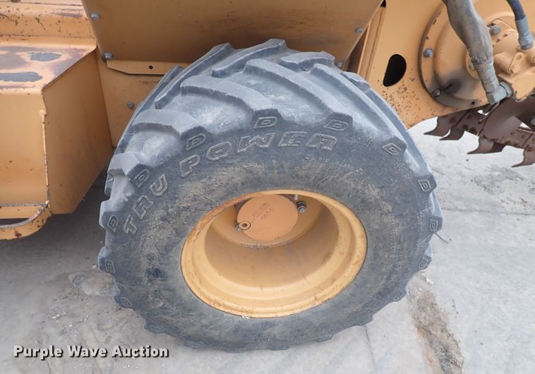 image for item DC4142 1994 Case 560  trencher