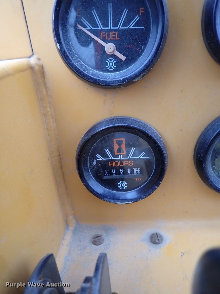 image for item DC4143 1997 Case Maxi Sneaker  Series C cable plow