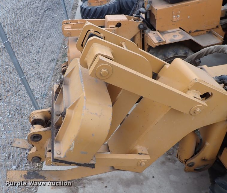 image for item DC4143 1997 Case Maxi Sneaker  Series C cable plow