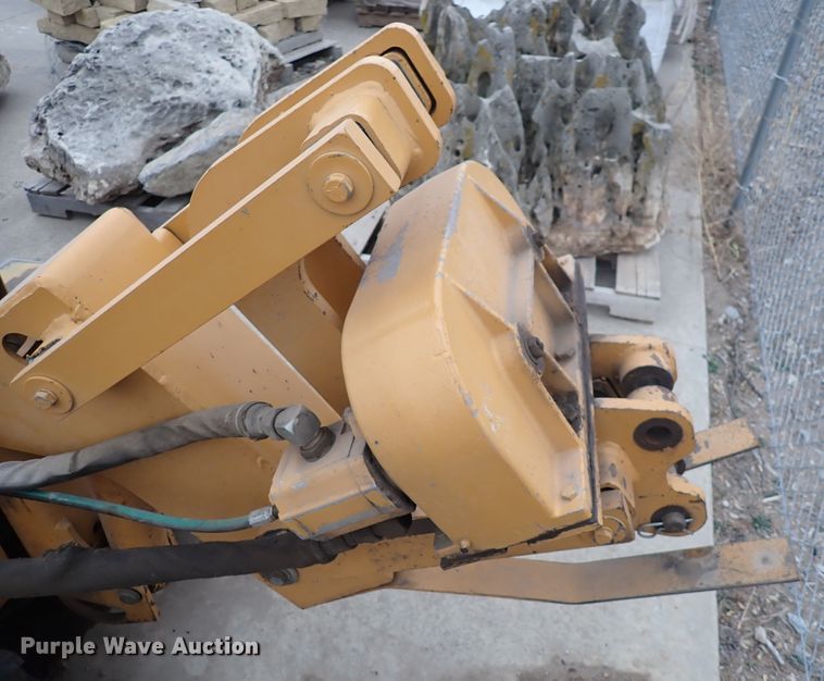 image for item DC4143 1997 Case Maxi Sneaker  Series C cable plow