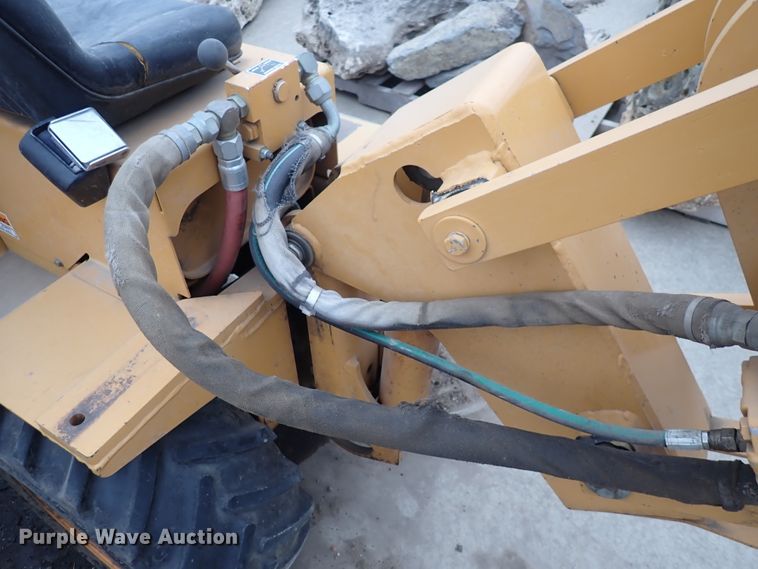 image for item DC4143 1997 Case Maxi Sneaker  Series C cable plow