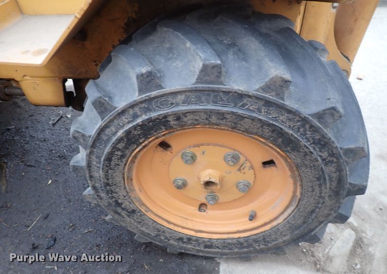 image for item DC4143 1997 Case Maxi Sneaker  Series C cable plow