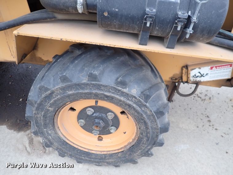 image for item DC4143 1997 Case Maxi Sneaker  Series C cable plow