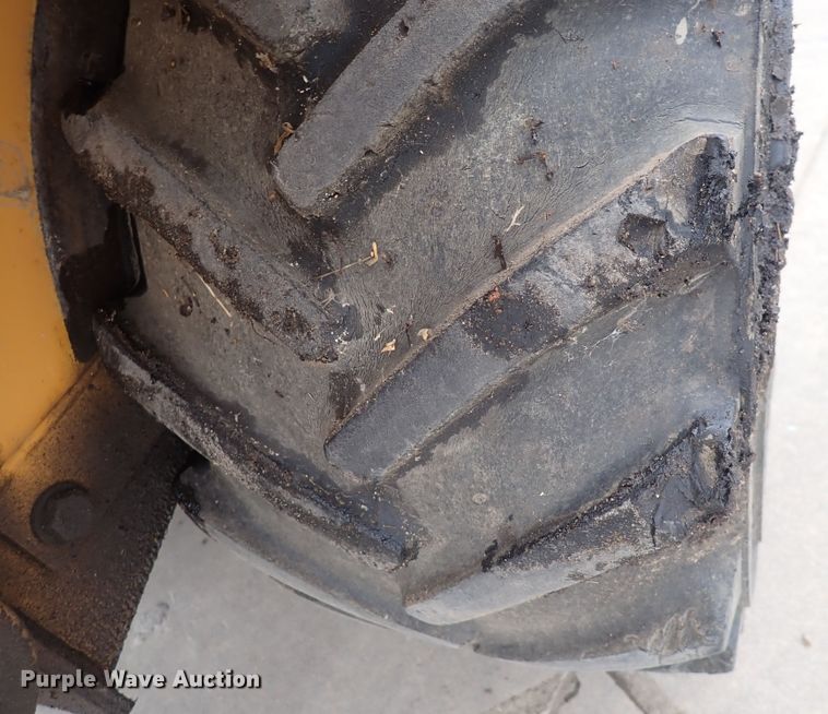 image for item DC4143 1997 Case Maxi Sneaker  Series C cable plow