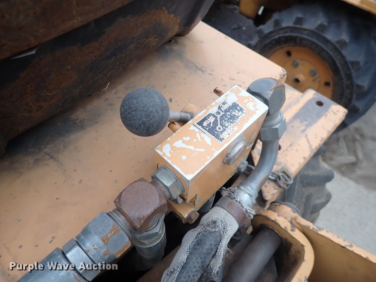 image for item DC4144 1994 Case Maxi Sneaker  Series C cable plow