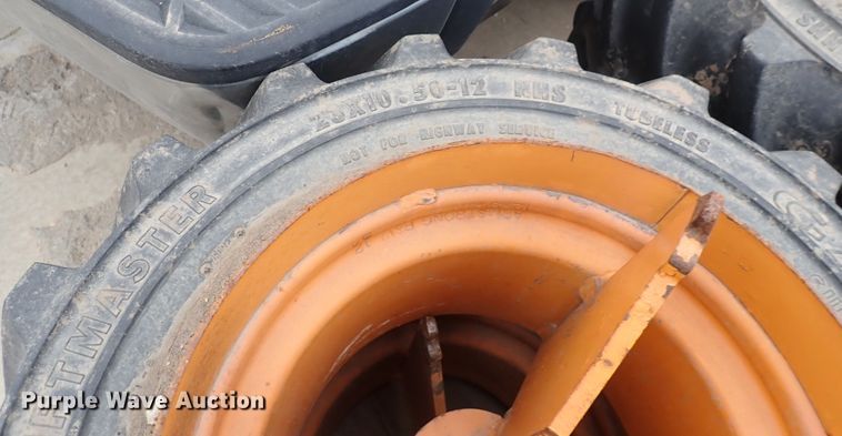 image for item DC4144 1994 Case Maxi Sneaker  Series C cable plow