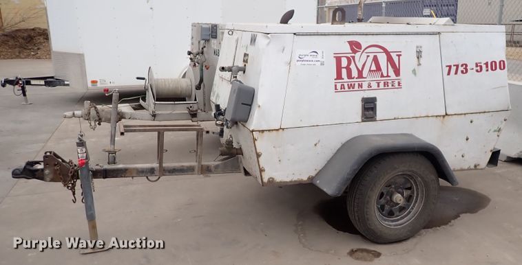 image for item DC4145 Sulair 185  air compressor