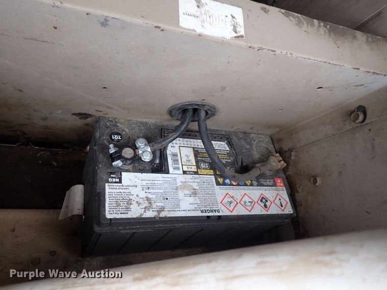 image for item DC4146 Leroi 185  air compressor