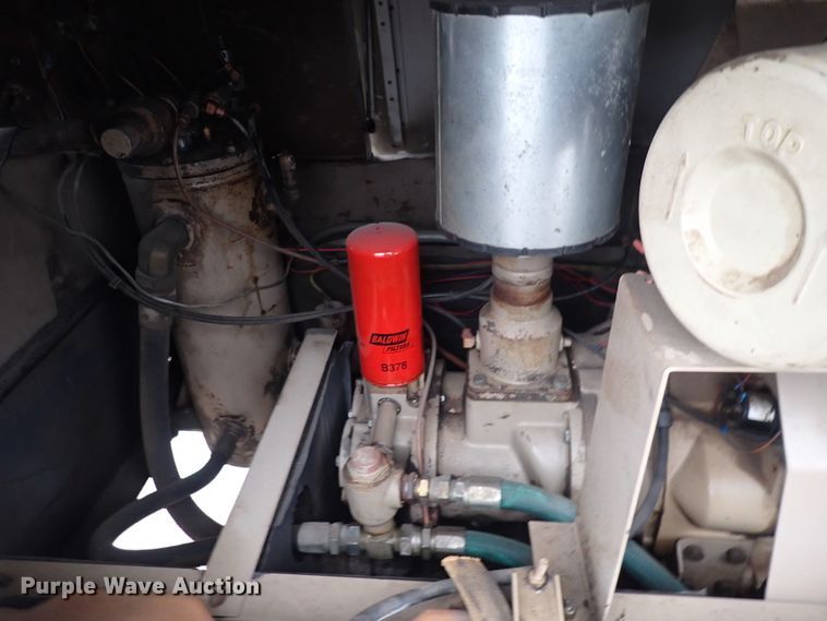 image for item DC4146 Leroi 185  air compressor