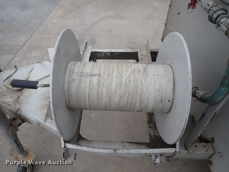 image for item DC4146 Leroi 185  air compressor