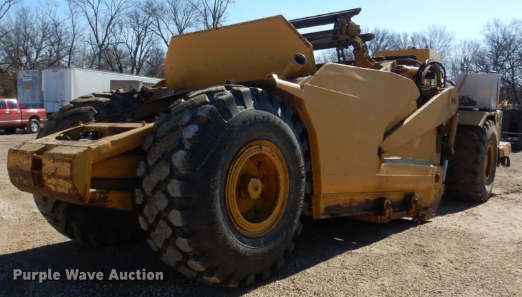 image for item DE7509 1982 Caterpillar 613B  elevating scraper