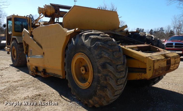 image for item DE7509 1982 Caterpillar 613B  elevating scraper