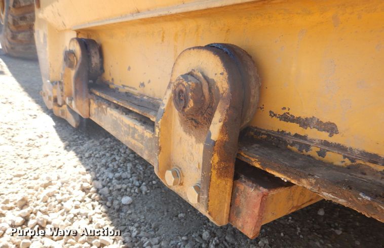 image for item DE7509 1982 Caterpillar 613B  elevating scraper