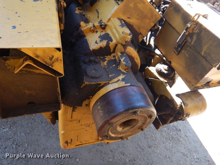 image for item DE7509 1982 Caterpillar 613B  elevating scraper