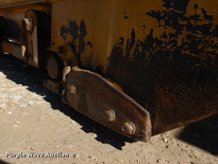 image for item DE7509 1982 Caterpillar 613B  elevating scraper