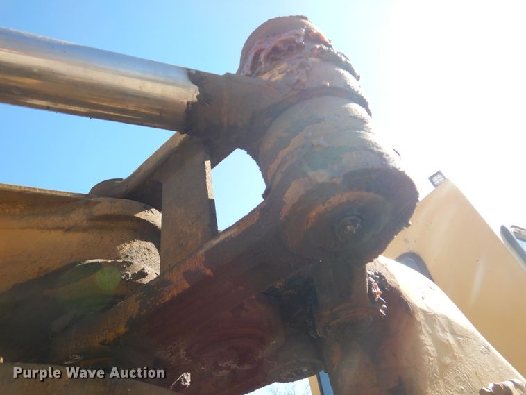 image for item DE7509 1982 Caterpillar 613B  elevating scraper