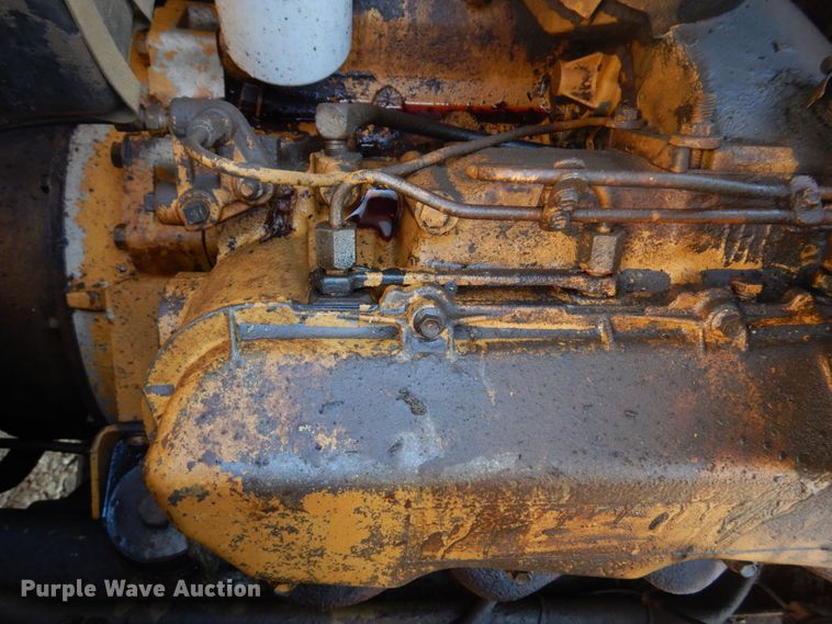 image for item DE7509 1982 Caterpillar 613B  elevating scraper