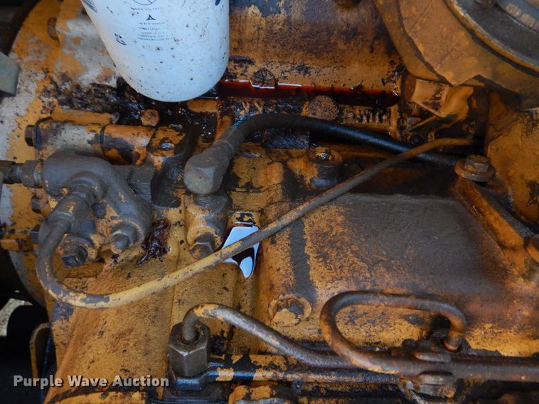 image for item DE7509 1982 Caterpillar 613B  elevating scraper