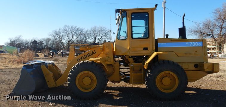 image for item DF0053 1998 Hyundai HL730-3  wheel loader