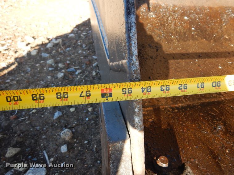 image for item DF0053 1998 Hyundai HL730-3  wheel loader