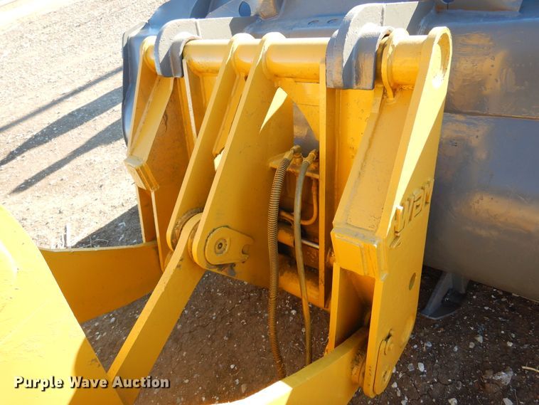 image for item DF0053 1998 Hyundai HL730-3  wheel loader