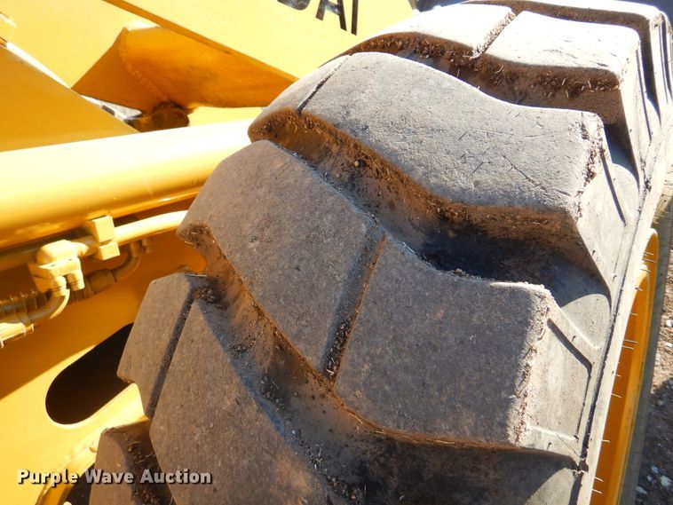 image for item DF0053 1998 Hyundai HL730-3  wheel loader