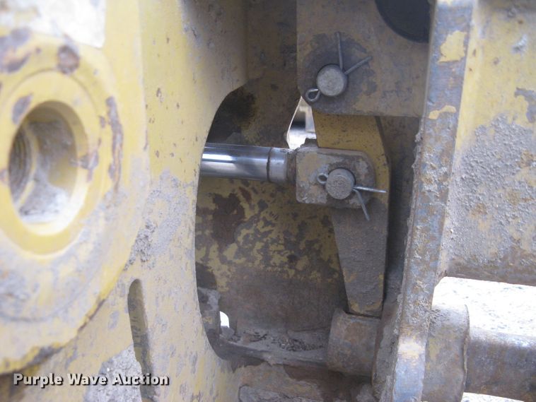 image for item DG5331 Caterpillar wheel loader quick attach