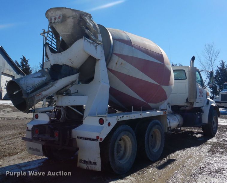 image for item DH8185 2001 Sterling LT8500  ready mix truck
