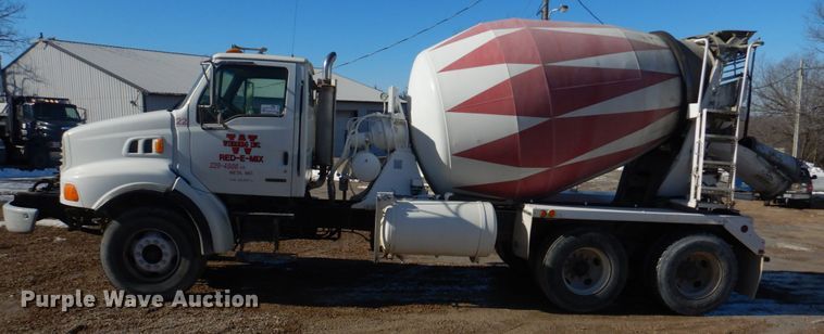 image for item DH8185 2001 Sterling LT8500  ready mix truck