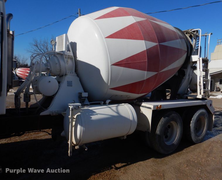image for item DH8185 2001 Sterling LT8500  ready mix truck