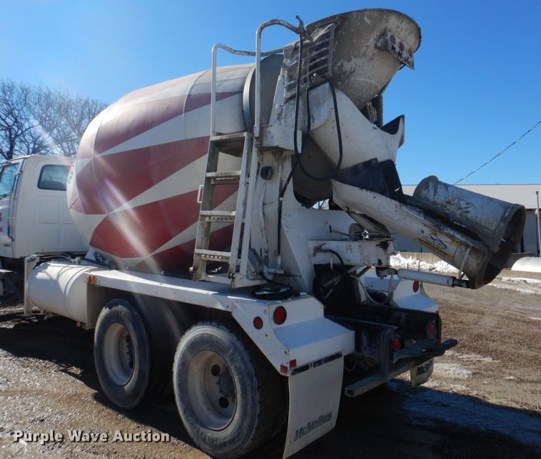 image for item DH8185 2001 Sterling LT8500  ready mix truck