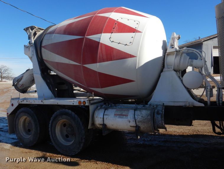 image for item DH8185 2001 Sterling LT8500  ready mix truck