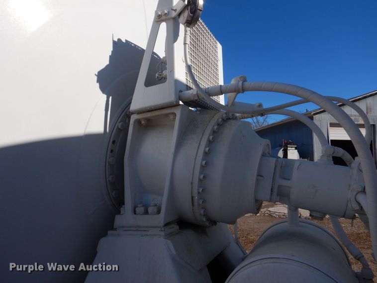 image for item DH8185 2001 Sterling LT8500  ready mix truck